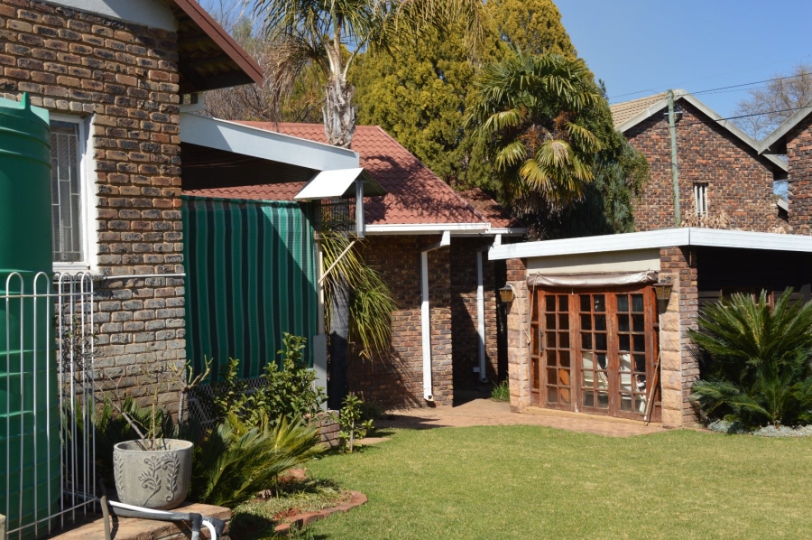 4 Bedroom Property for Sale in Wilkeville North West